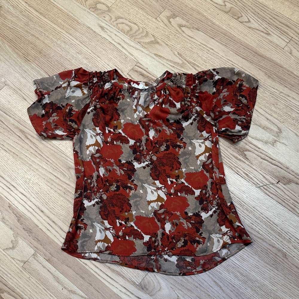 Entro Top Floral Puff Sleeve Fall